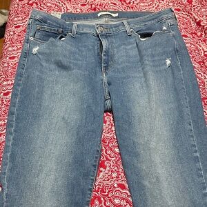 Levi's Women's Straight Leg Blue Jeans